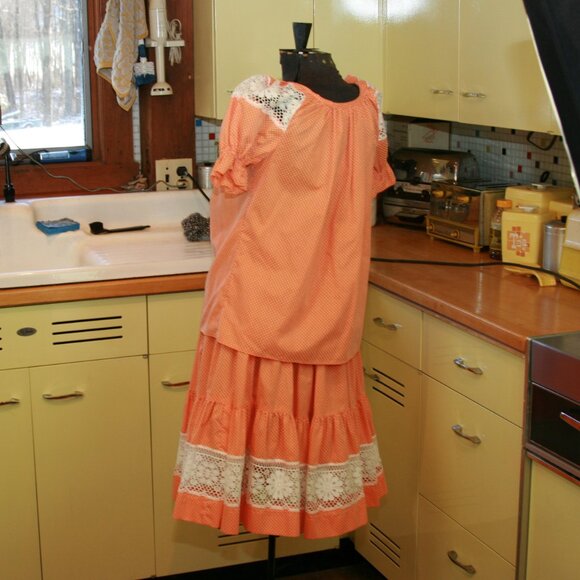 Vintage Square Dancing Skirt and Top Set Western Women's Country Outfit - Picture 3 of 11